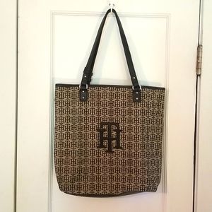 Women's Tommy Hilfiger tote purse/bag